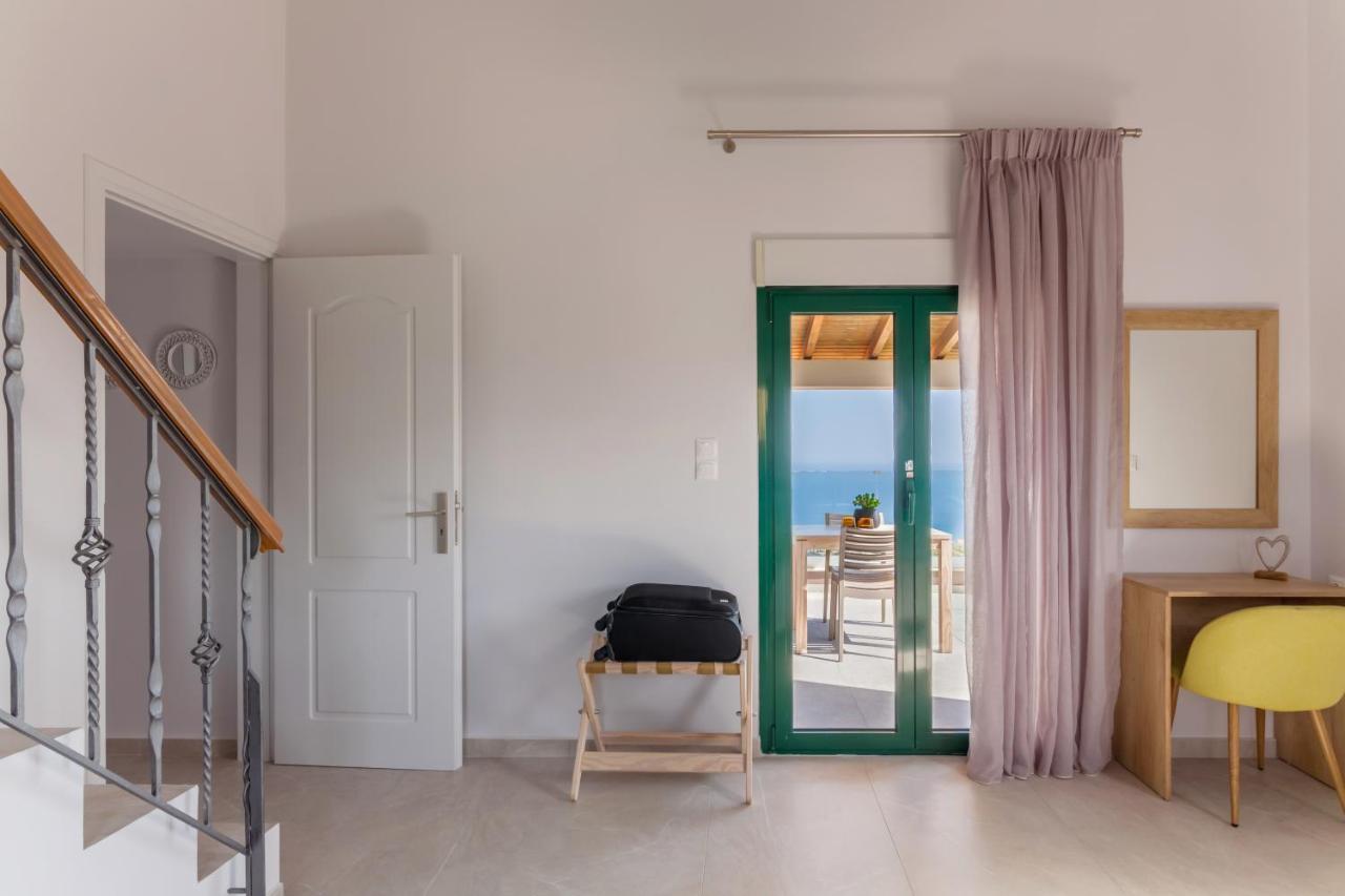 Villa Ourania Agia Pelagia  Exterior photo